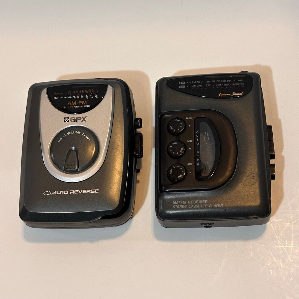 Lot (2) Walkman’s Lenoxx Sound and GPX AM/FM Cassette Players NOT TESTED